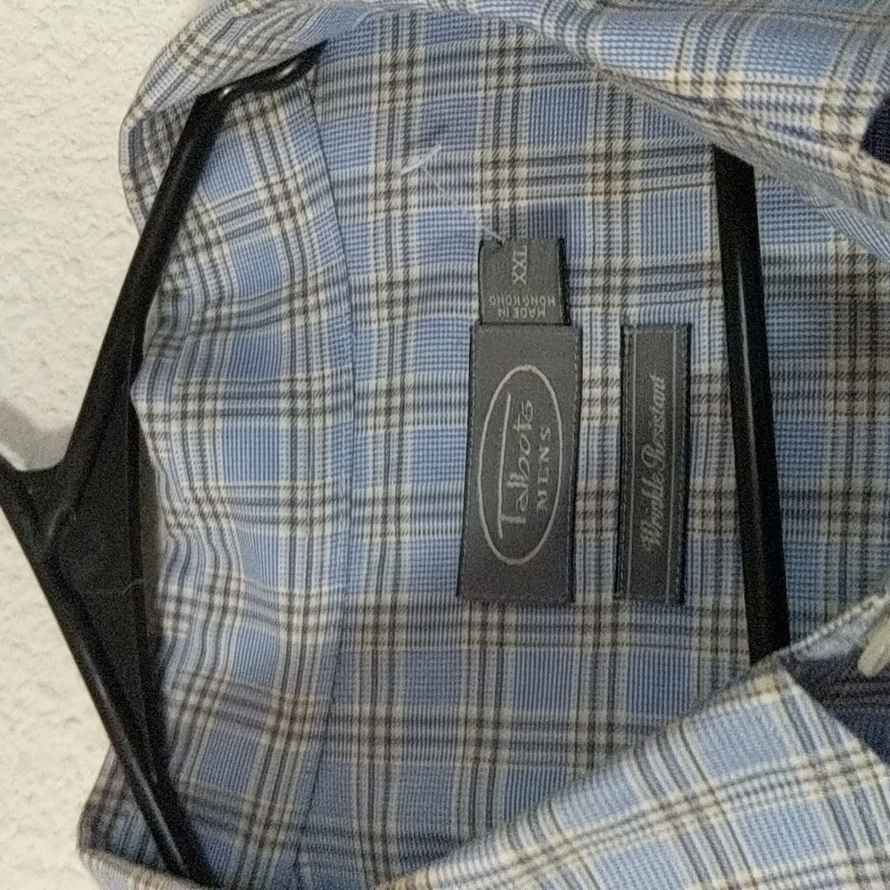 Talbots Men's Button Down Wrinkle Resistant Shirt… - image 2